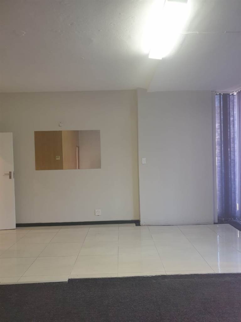 112  m² Commercial space in Boksburg Central photo number 8
