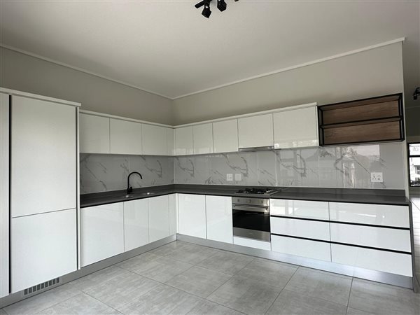 3 Bed Apartment