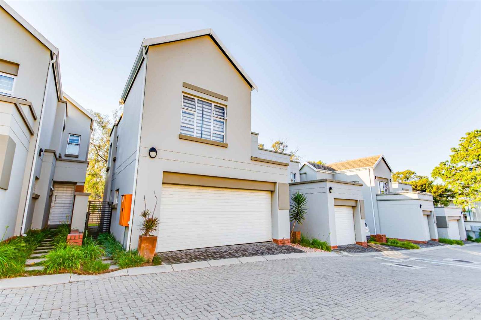 3 Bed Townhouse in Bryanston photo number 21