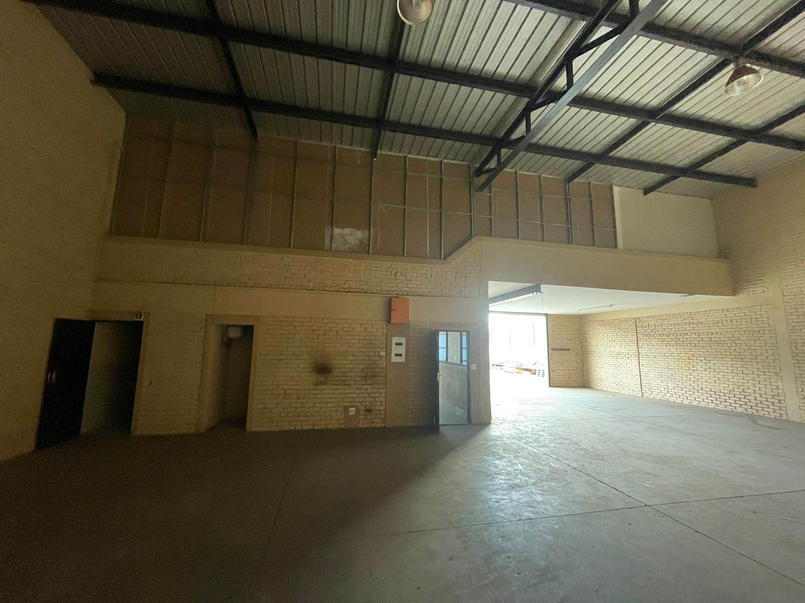 336  m² Industrial space in Pomona photo number 7