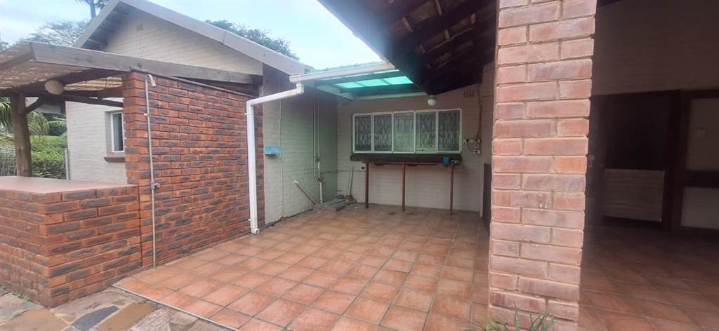 4 Bed House in Doonside photo number 7