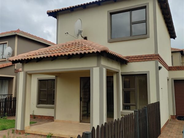 3 Bedroom Duplex 3 Bedroom Duplex