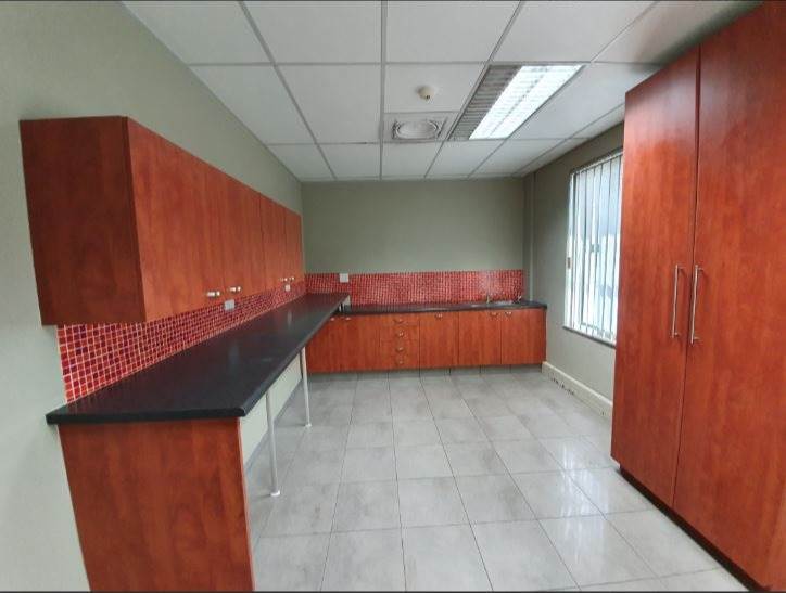3960  m² Commercial space in Pinetown Central photo number 7