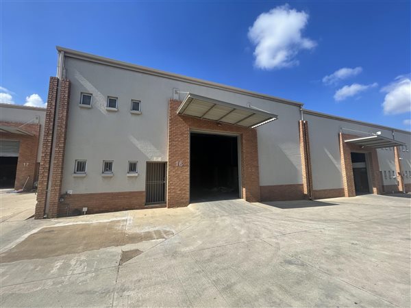 550  m² Industrial space in Stormill