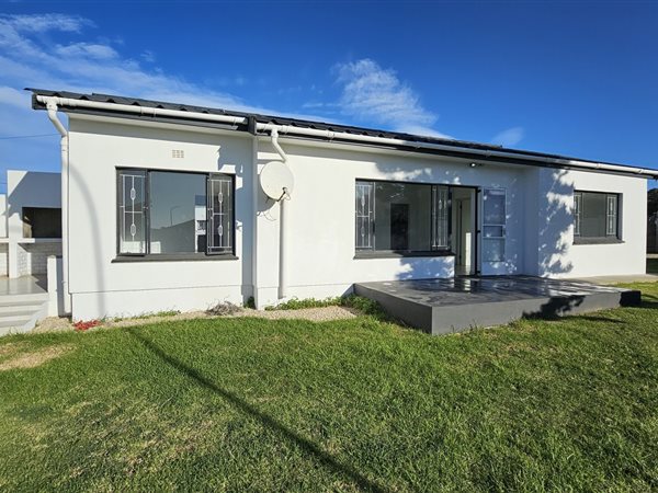 4 Bedroom House 4 Bedroom House