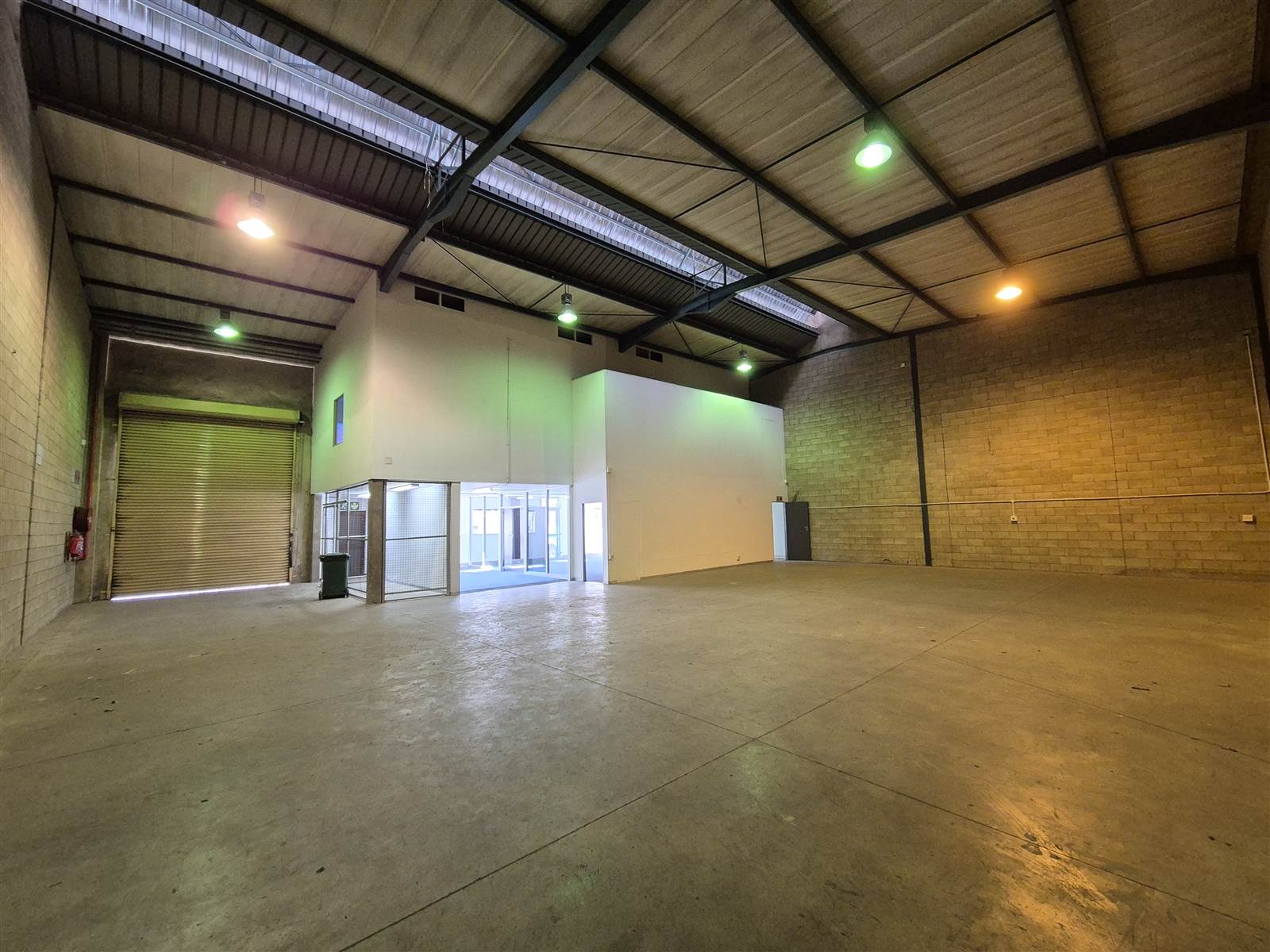 430  m² Industrial space in Linbro Park photo number 7