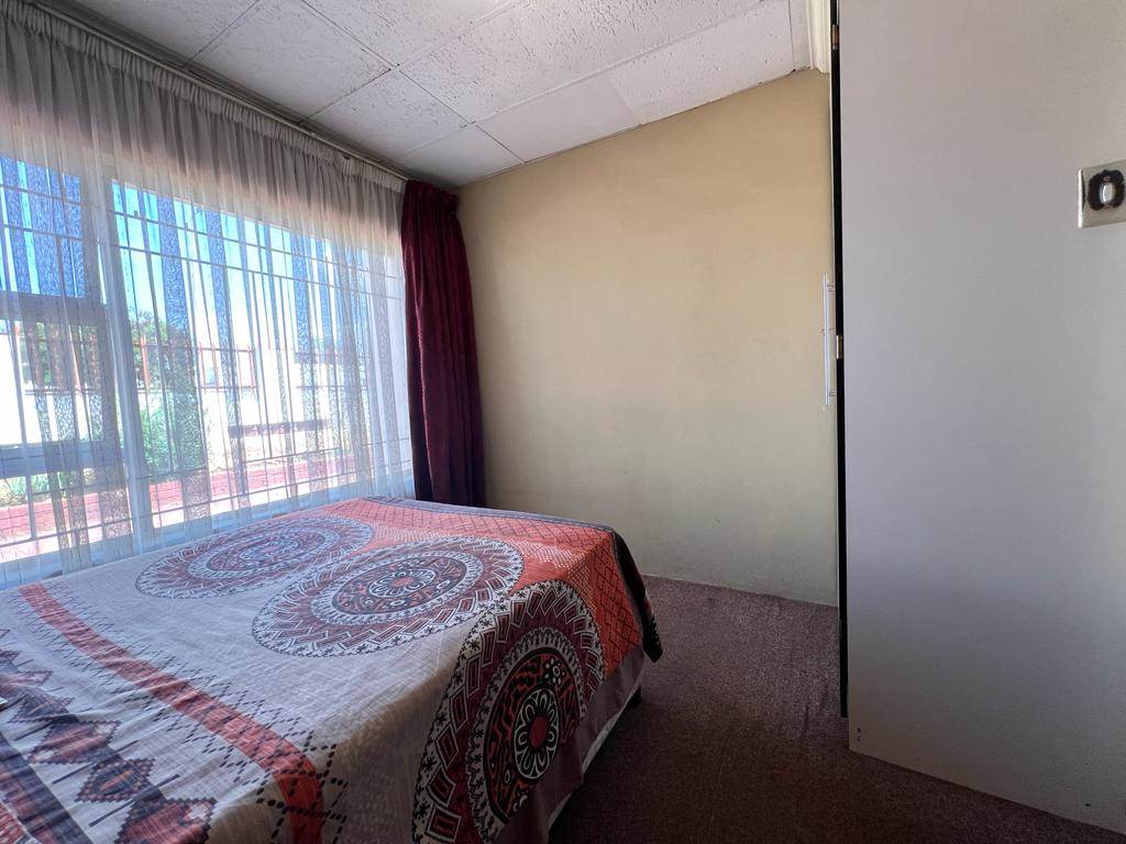 4 Bed House in Mamelodi photo number 10