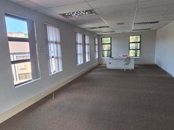 226 m² Office Space 226 m² Office Space