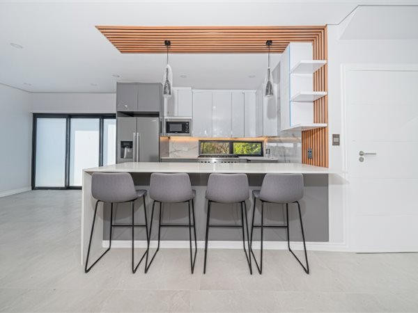 3 Bedroom Duplex 3 Bedroom Duplex