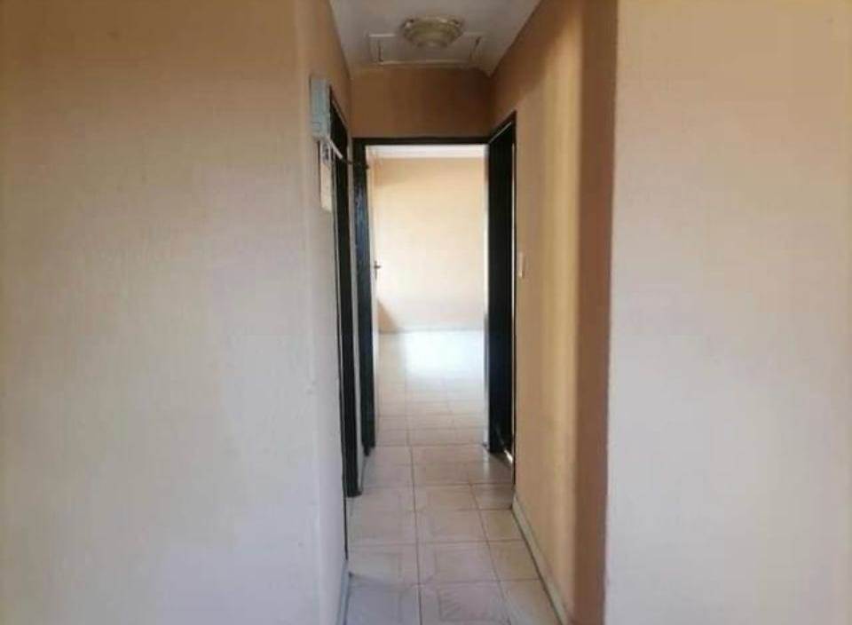 2 Bed House in Katlehong photo number 18