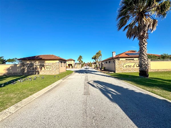 4 Bedroom Townhouse 4 Bedroom Townhouse