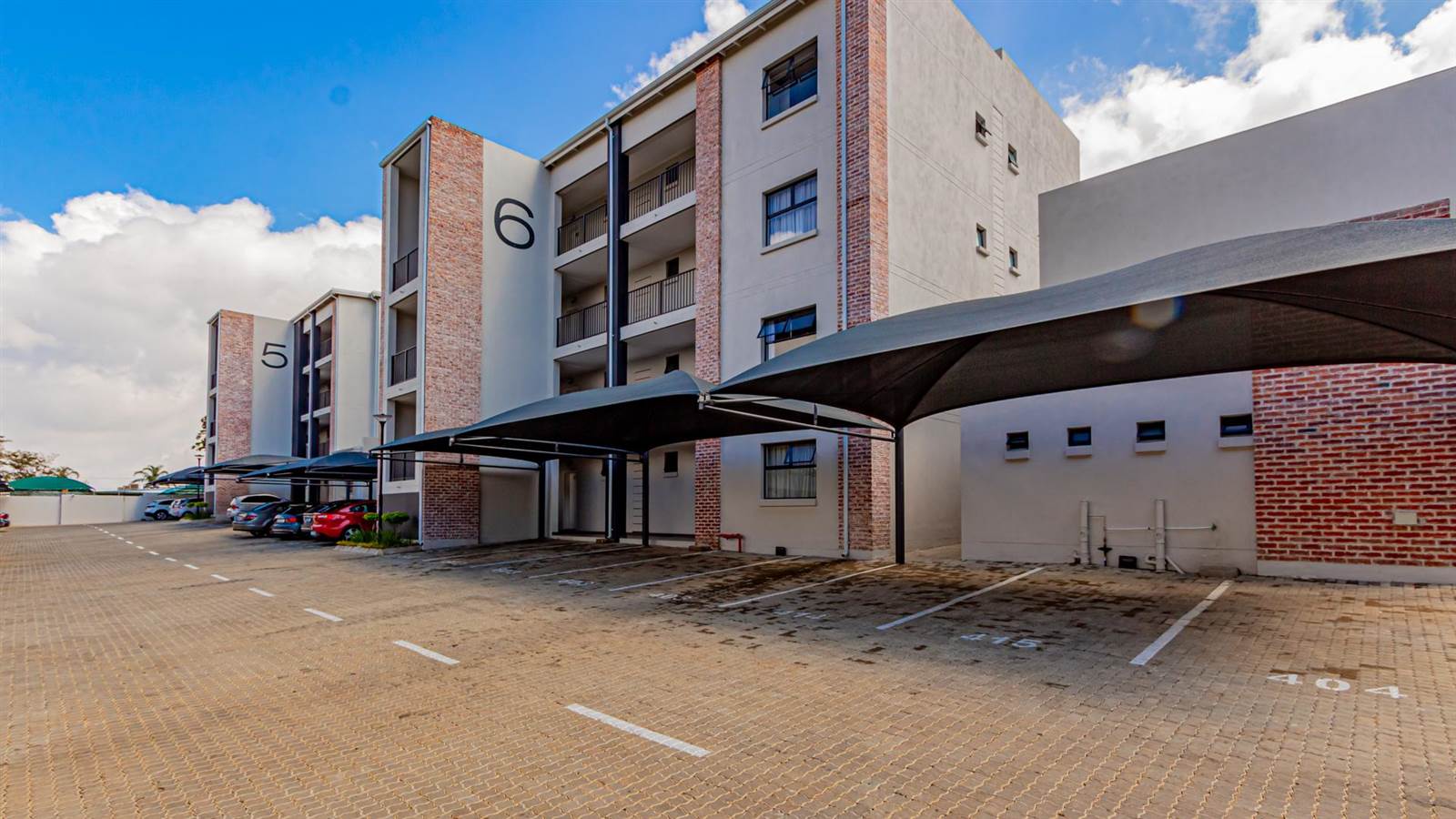 3 Bed Apartment in Bryanston photo number 26