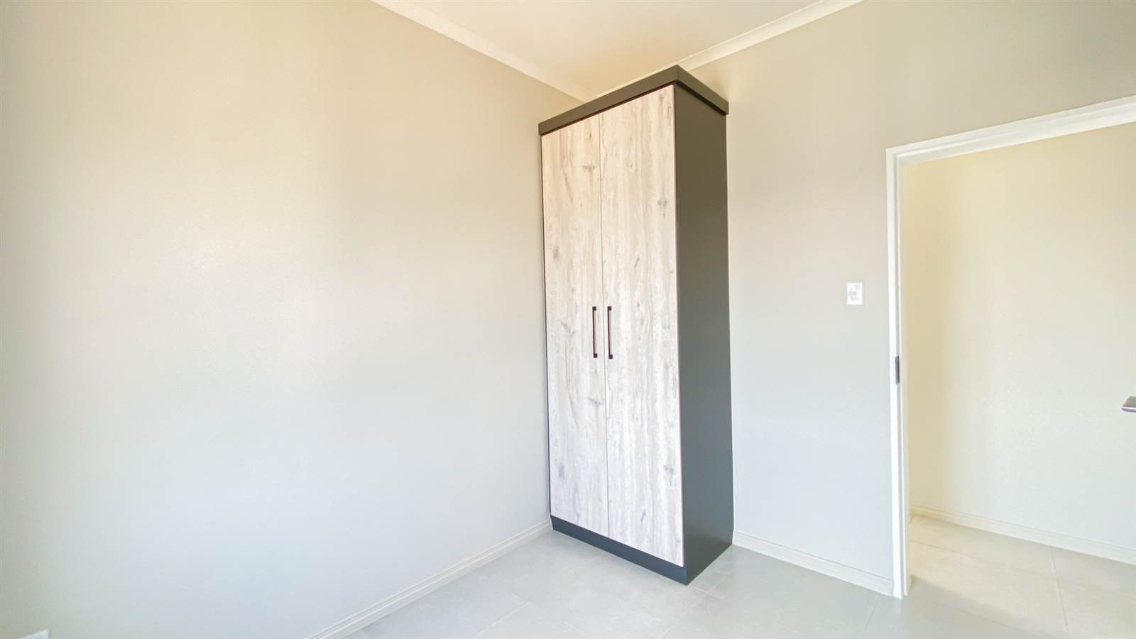 3 Bed Apartment in Kyalami photo number 20