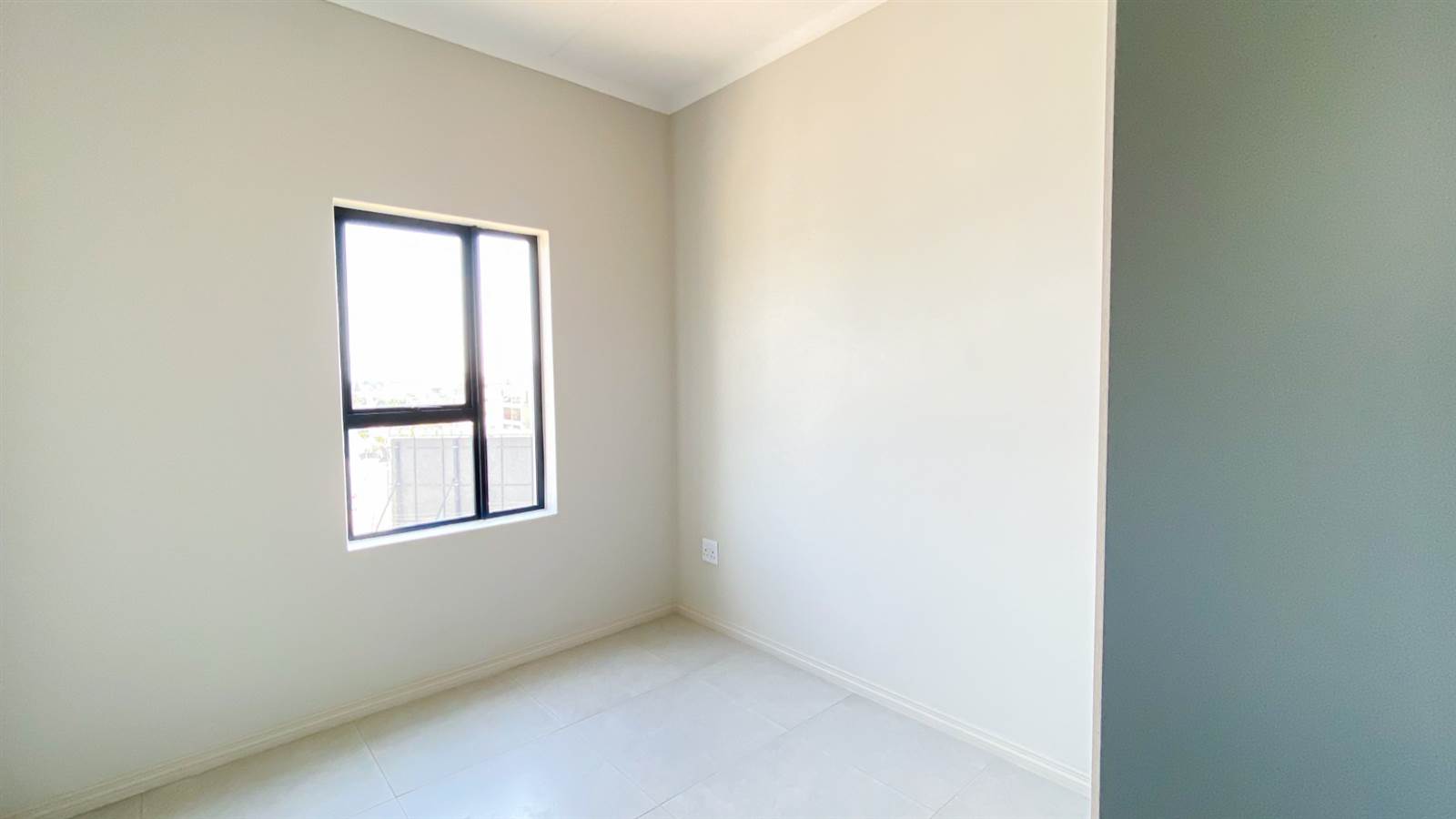 3 Bed Apartment in Kyalami photo number 21