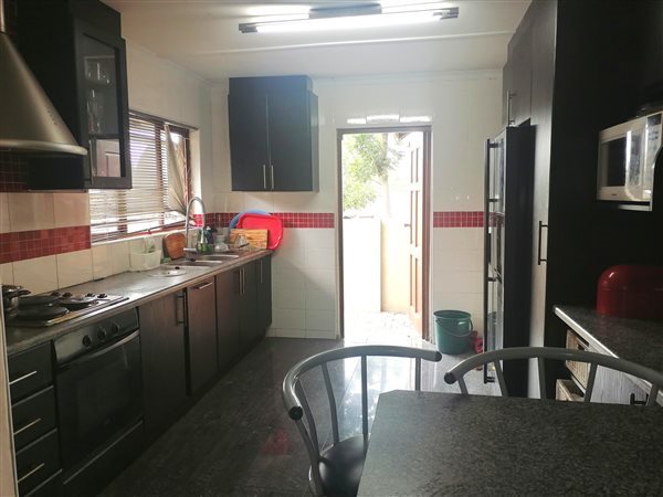 3 Bedroom House 3 Bedroom House