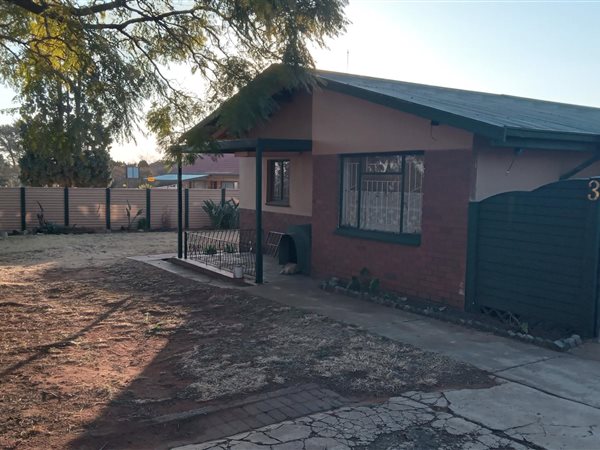 3 Bedroom House 3 Bedroom House
