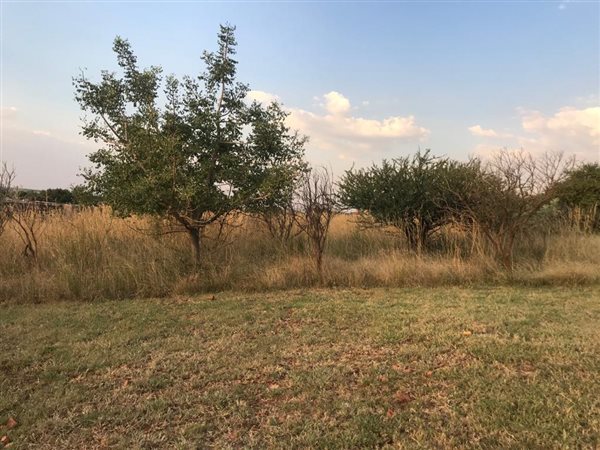927 m² Land available in Seasons Lifestyle Estate