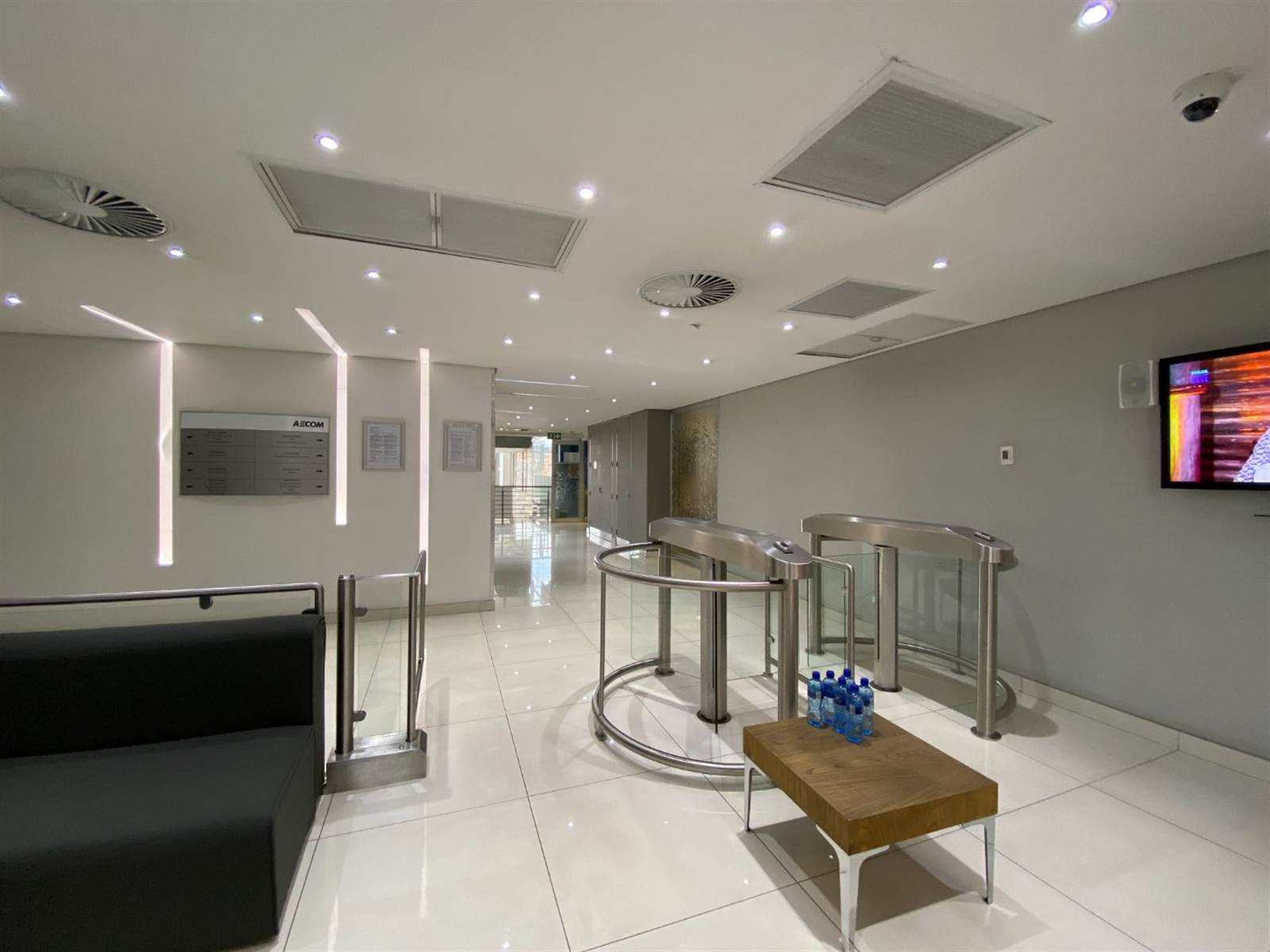 697  m² Office Space in Centurion CBD photo number 5