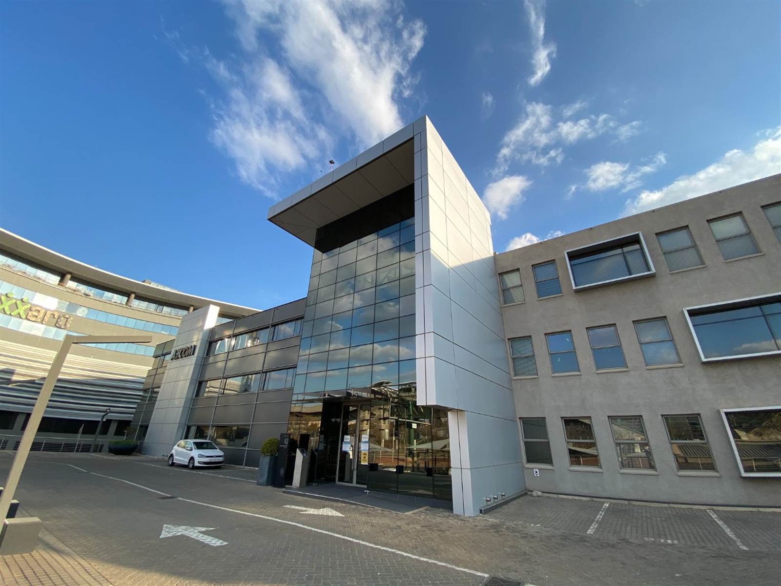 697  m² Office Space in Centurion CBD photo number 2