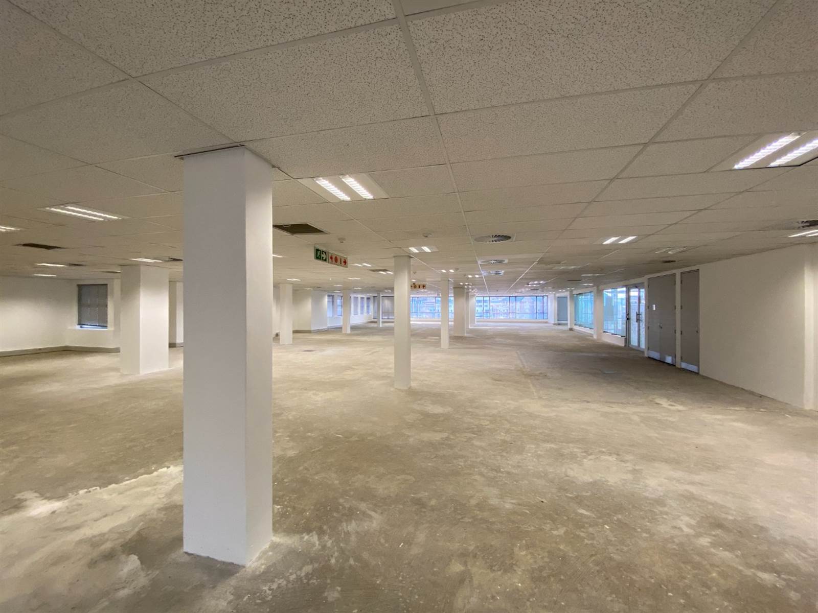 697  m² Office Space in Centurion CBD photo number 15
