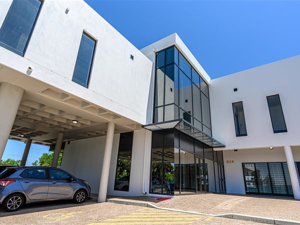 123  m² Commercial space in Durbanville Central