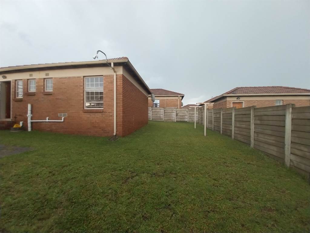 2 Bed House in Olievenhoutbosch photo number 27