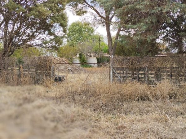749 m² Land available in Marquard