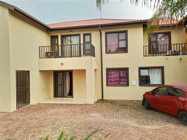 15 Bed House in Kwaggasrand