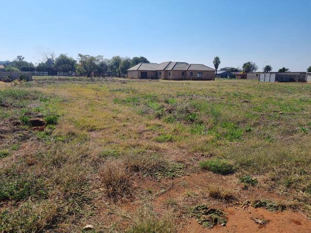 1017 m² Land available in Kookrus photo number 3
