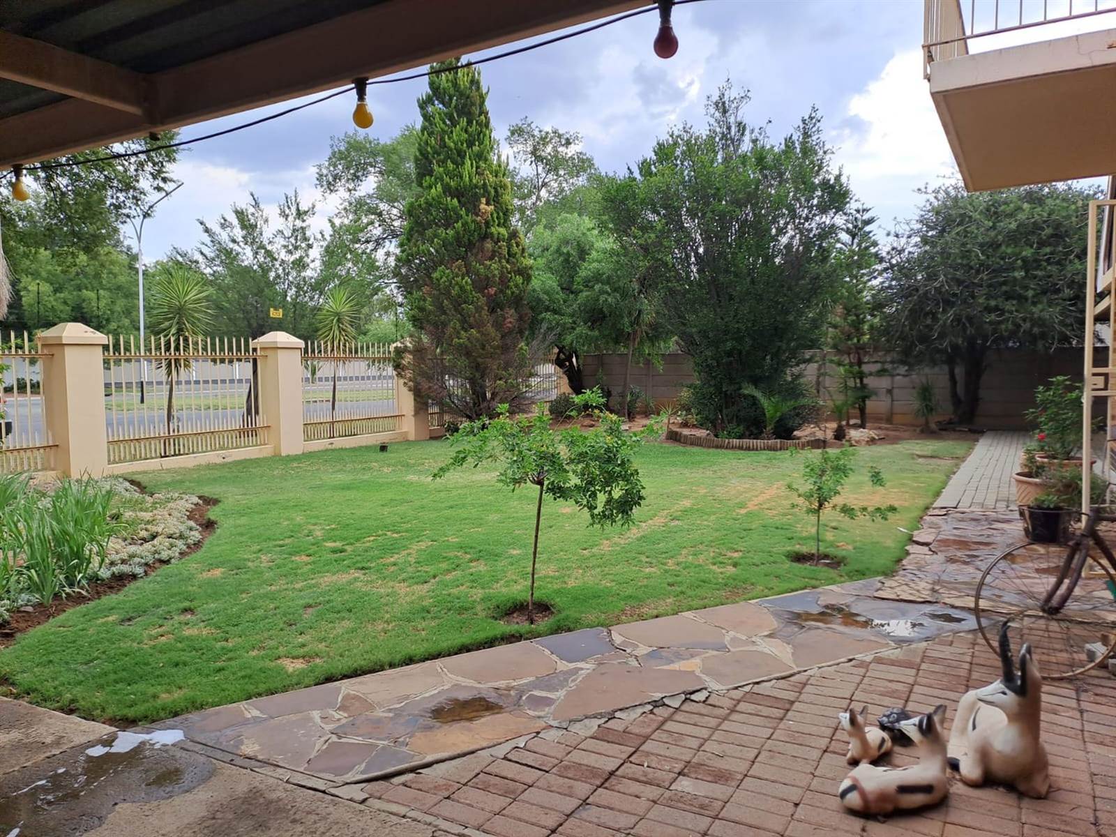 4 Bed House in Jim Fouche Park photo number 10