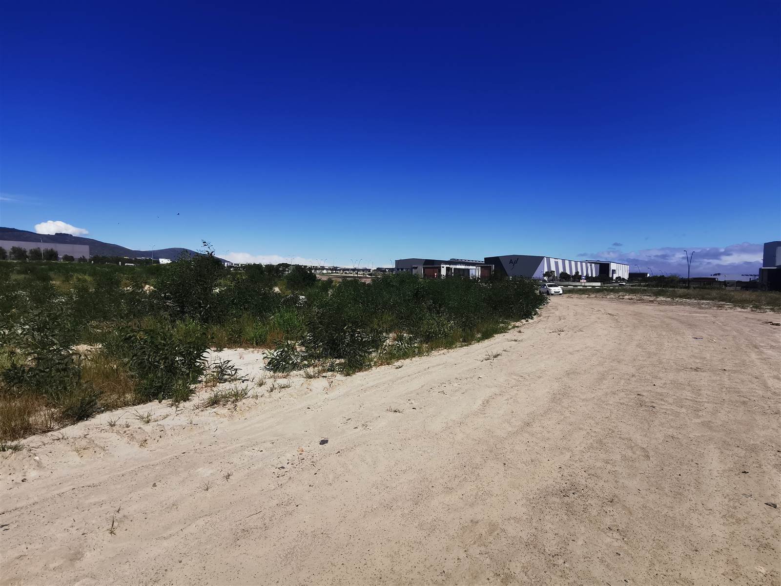 3.6 ha Land available in Milnerton photo number 6