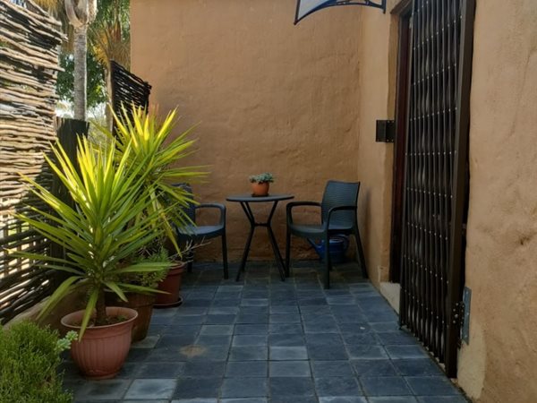 1 Bedroom House