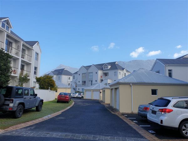 2 Bed Apartment in Scott Estate