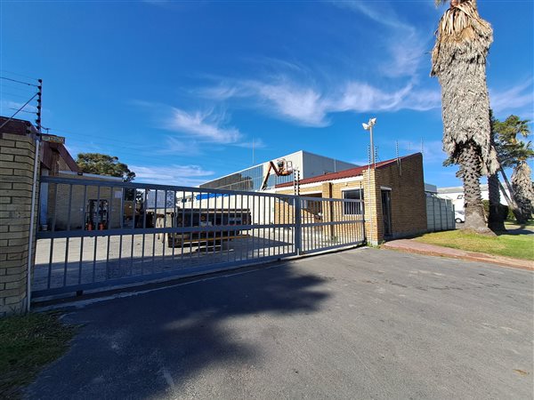 2338  m² Industrial space in Epping