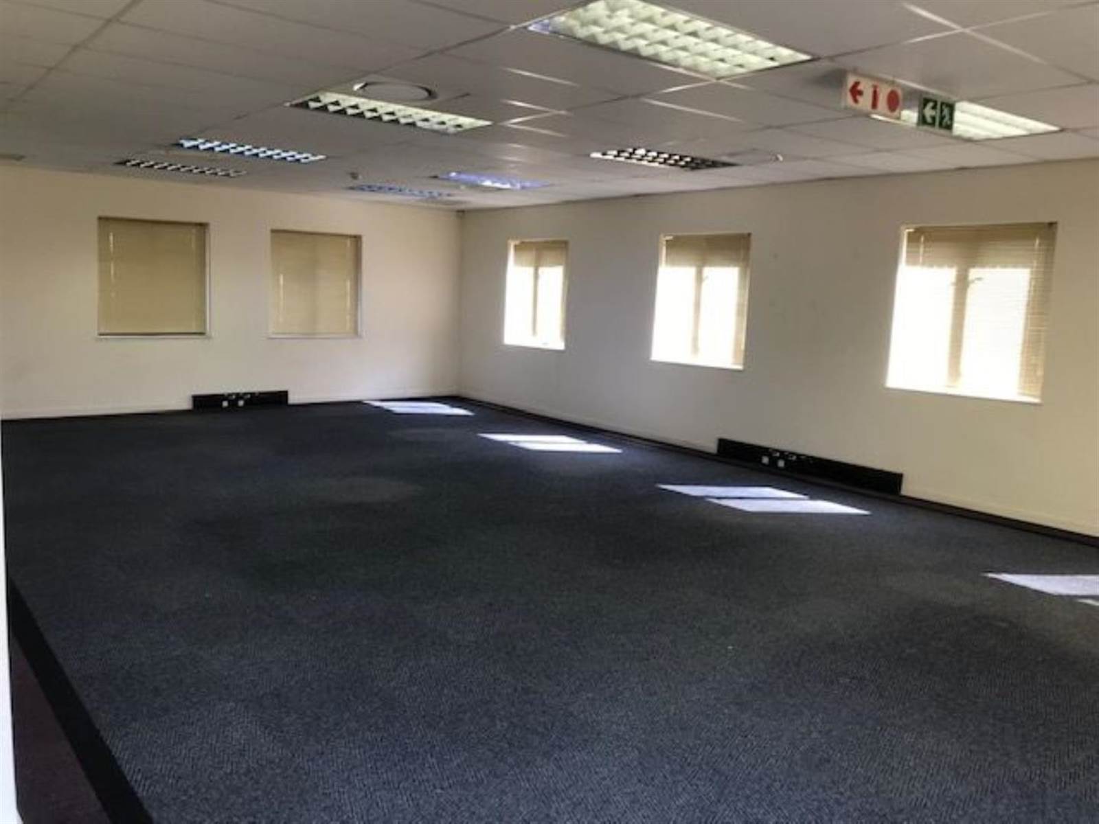 290  m² Commercial space in Fourways photo number 4