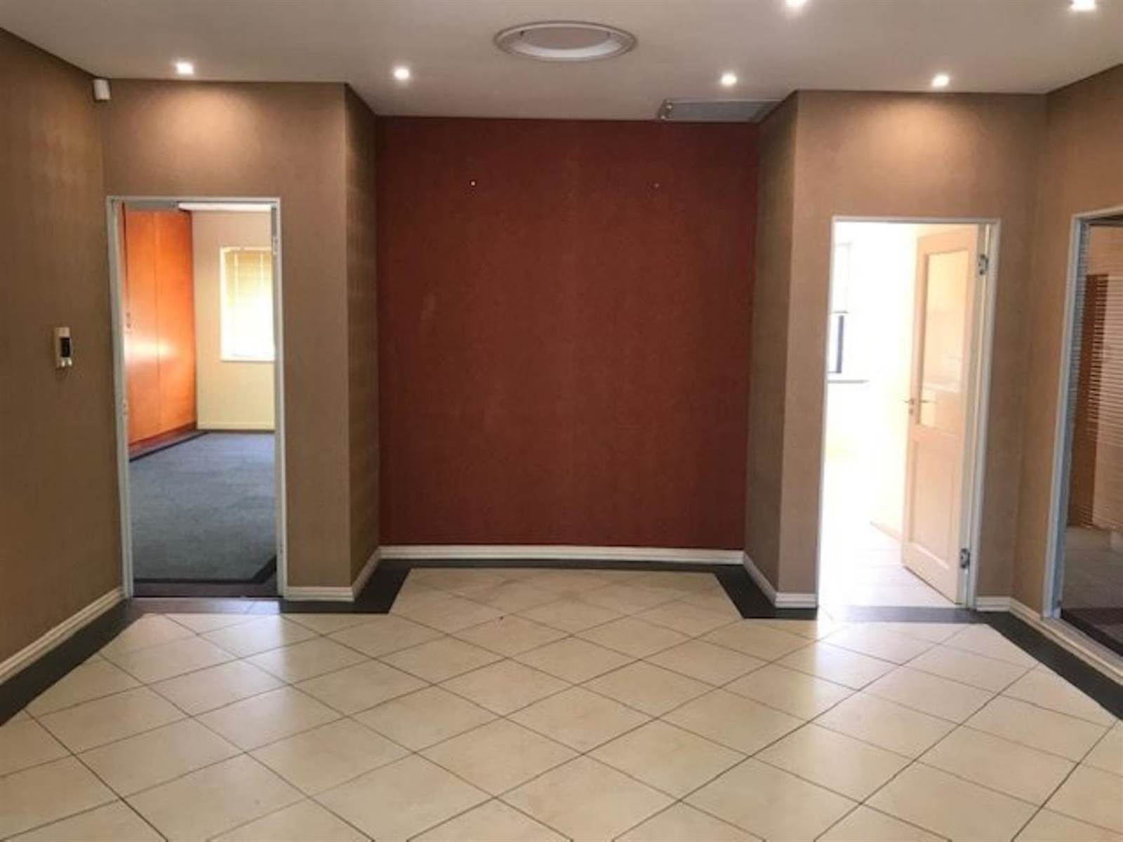 290  m² Commercial space in Fourways photo number 18