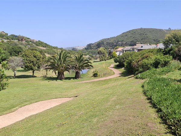 731 m² Land