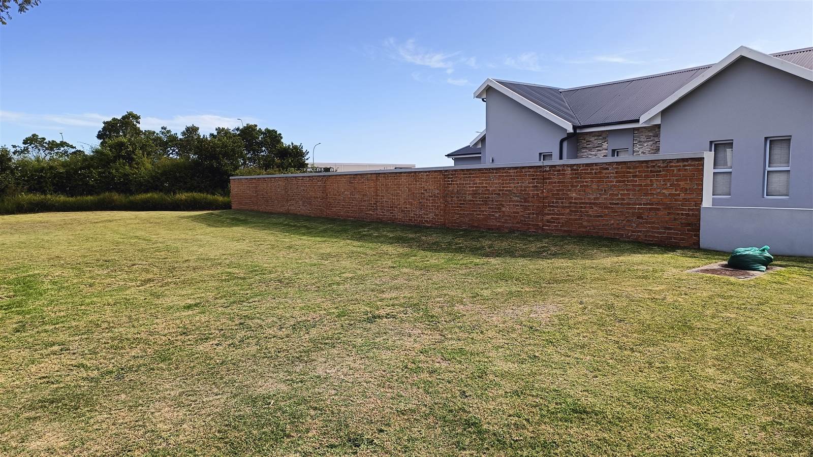 742 m² Land available in Kraaibosch photo number 2