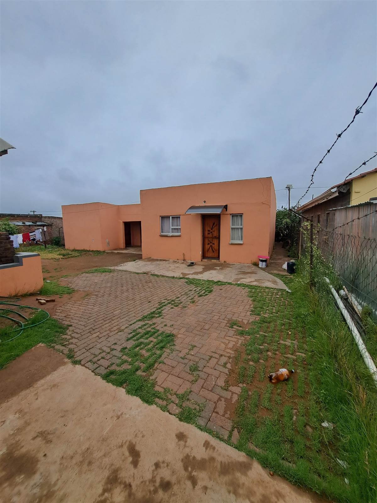 8 Bed House in Mlungisi photo number 16