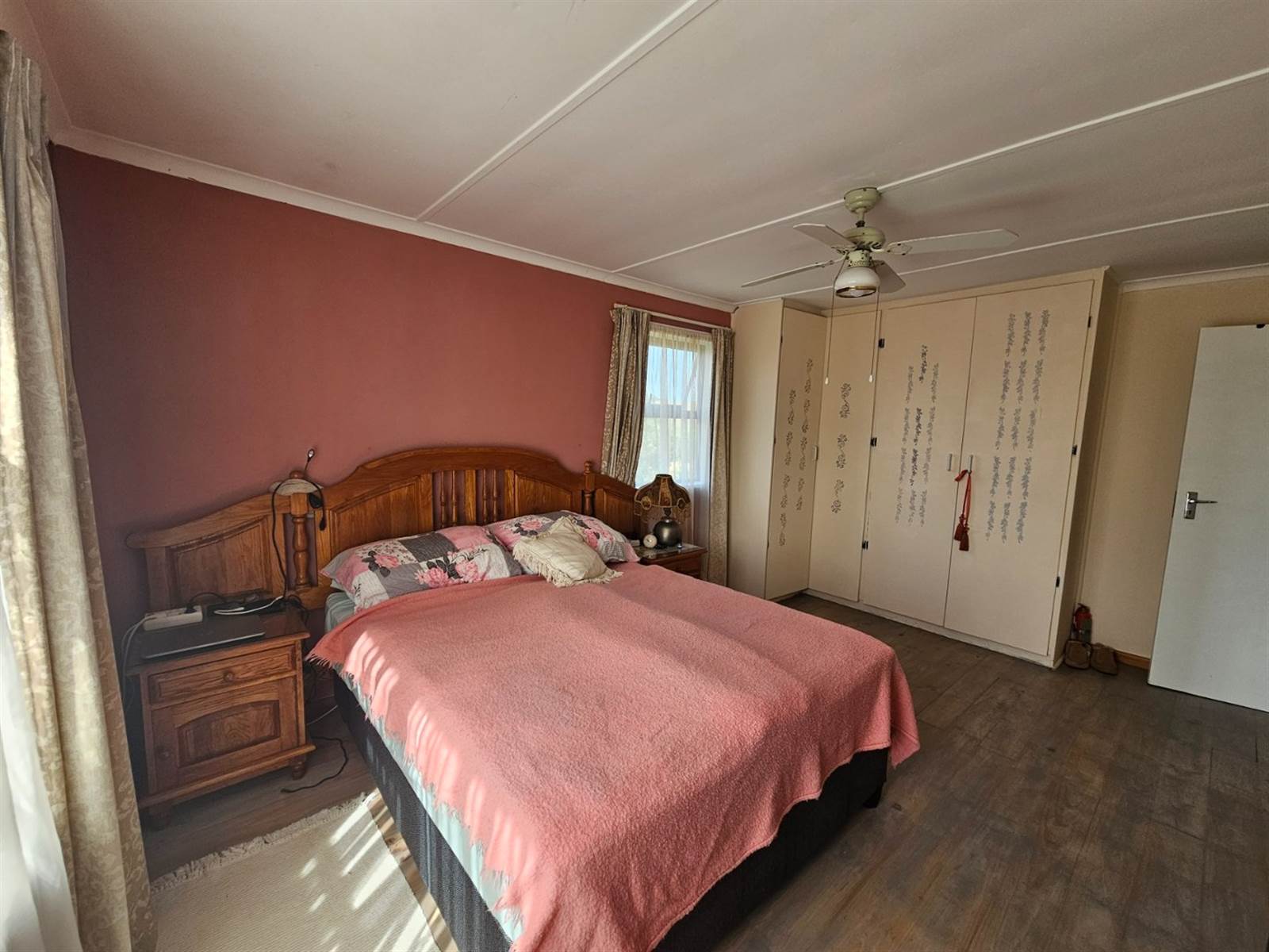 2 Bed House in Jeffreys Bay photo number 8