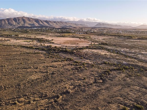 4.8 ha Land available in Prince Albert