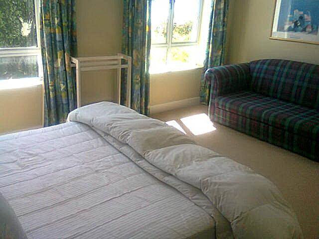 4 Bed House in Leisure Isle photo number 10