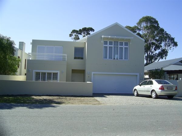4 Bed House in Leisure Isle