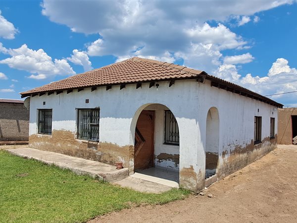 3 Bedroom House 3 Bedroom House