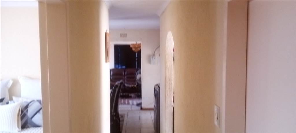 3 Bed House in Mankweng photo number 15