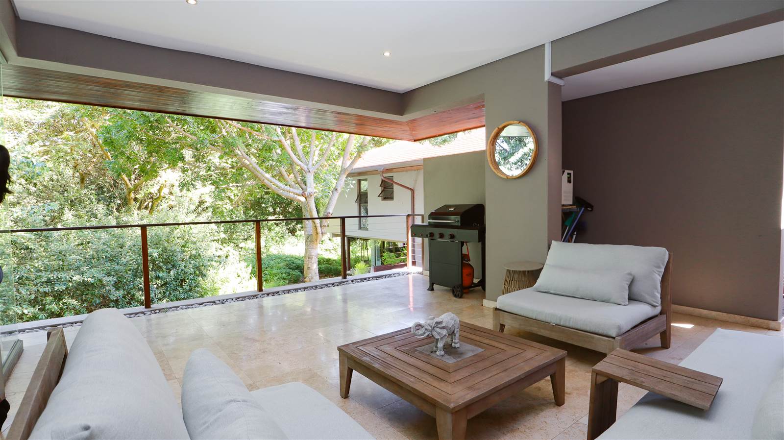 2 Bed Apartment in Zimbali Estate photo number 4
