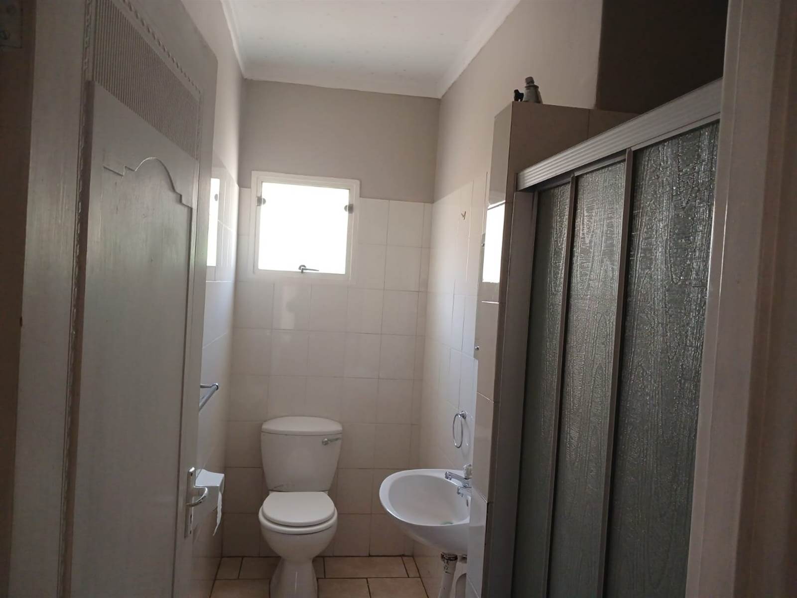 2 Bed Apartment in Kroonstad photo number 12