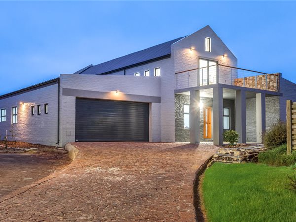 3 Bedroom House 3 Bedroom House
