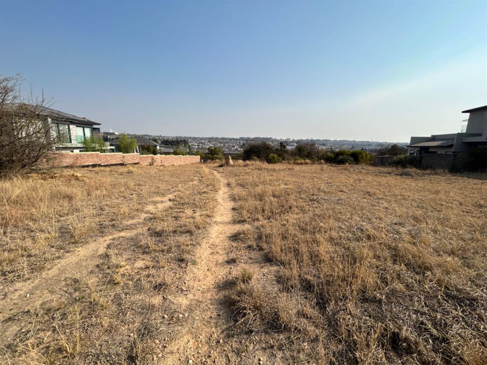 1208 m² Land available in Waterfall Country Estate photo number 7