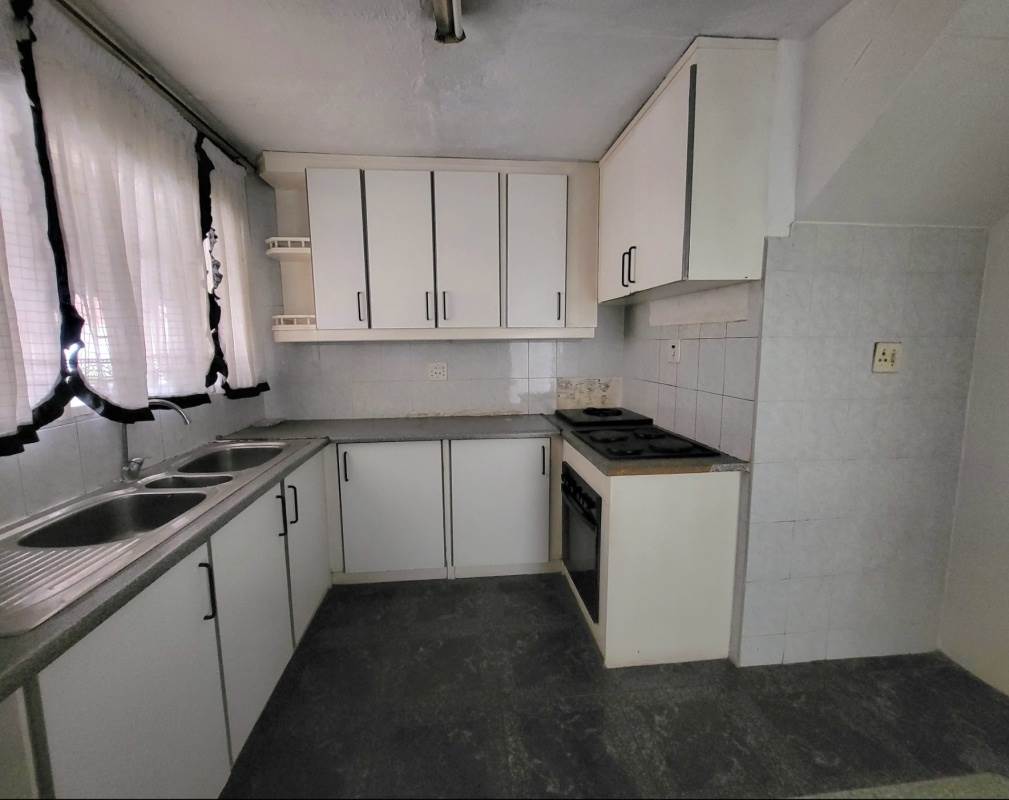 3 Bed Apartment in Tongaat Central photo number 7